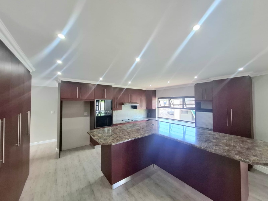 6 Bedroom Property for Sale in Dorchester Heights Eastern Cape